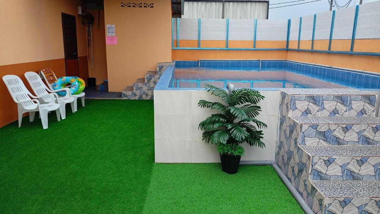 Ns Homestay Private Pool Distrikt Tanah Merah Exterior foto