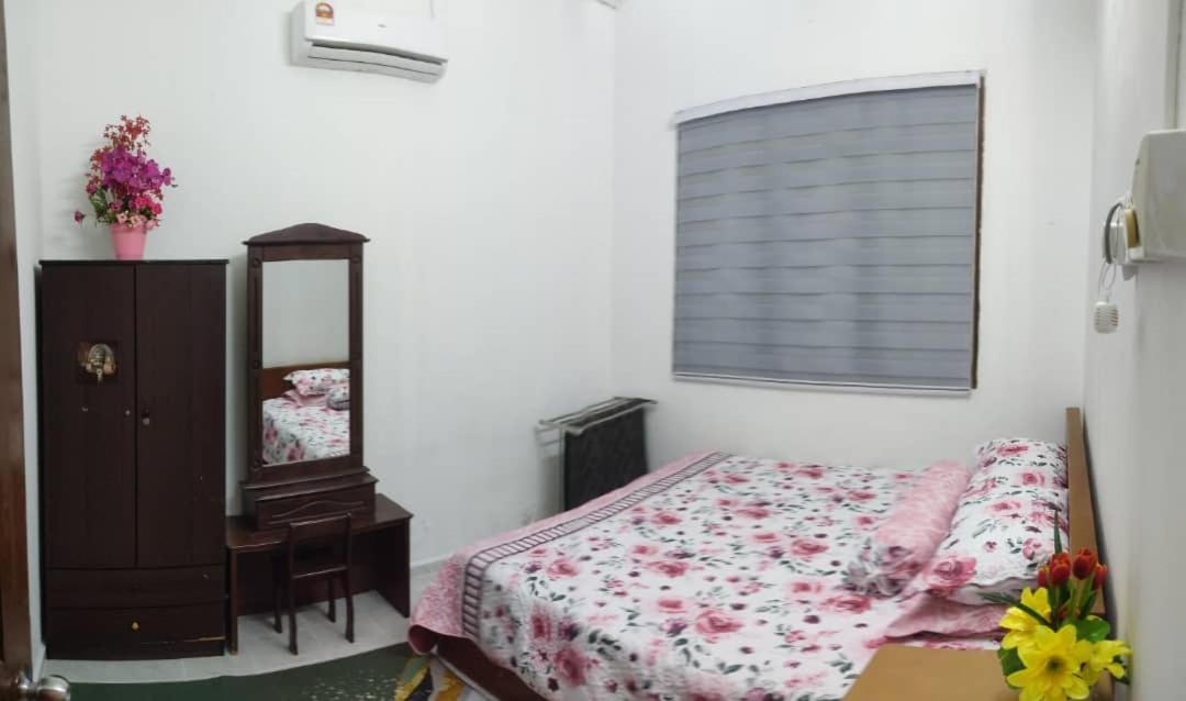 Ns Homestay Private Pool Distrikt Tanah Merah Exterior foto